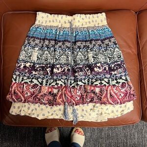 Alya brand Medium sized multicolor skirt from Francesca’s.